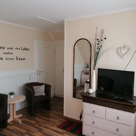 Mien Fruendt 4* באבה