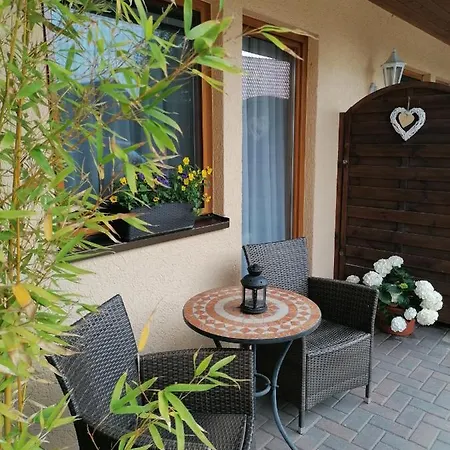 Mien Fruendt 4* באבה